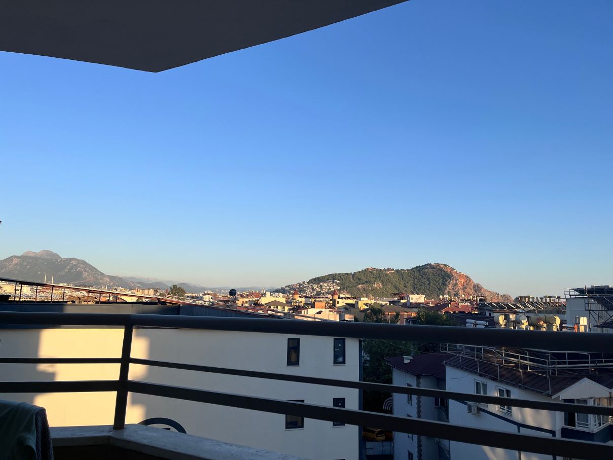 耶尼亚俊公寓式酒店-旅行者
