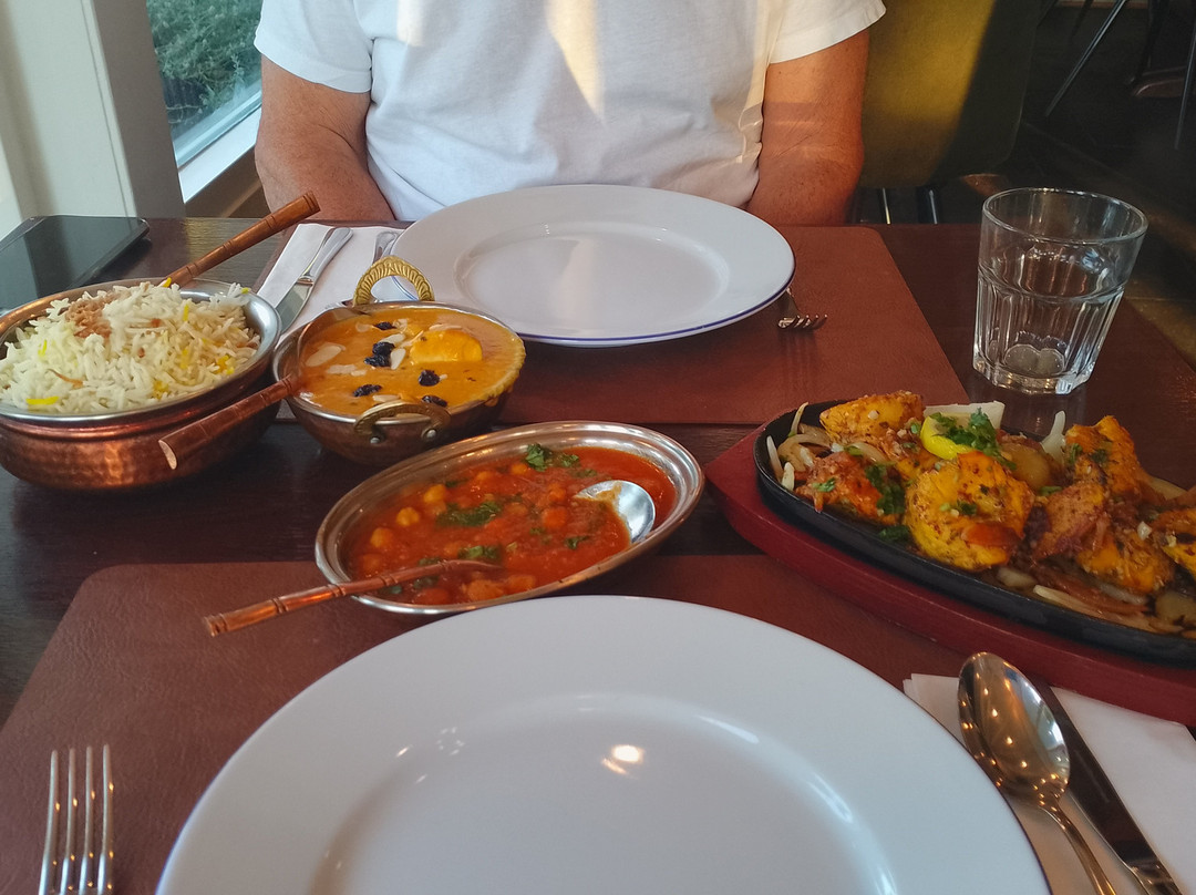 Tandoori Taj Indian Restaurant