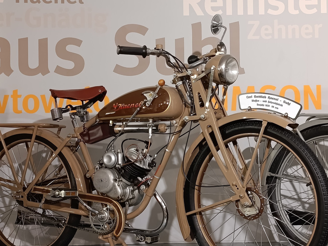 Fahrzeugmuseum Suhl-苏尔必去景点