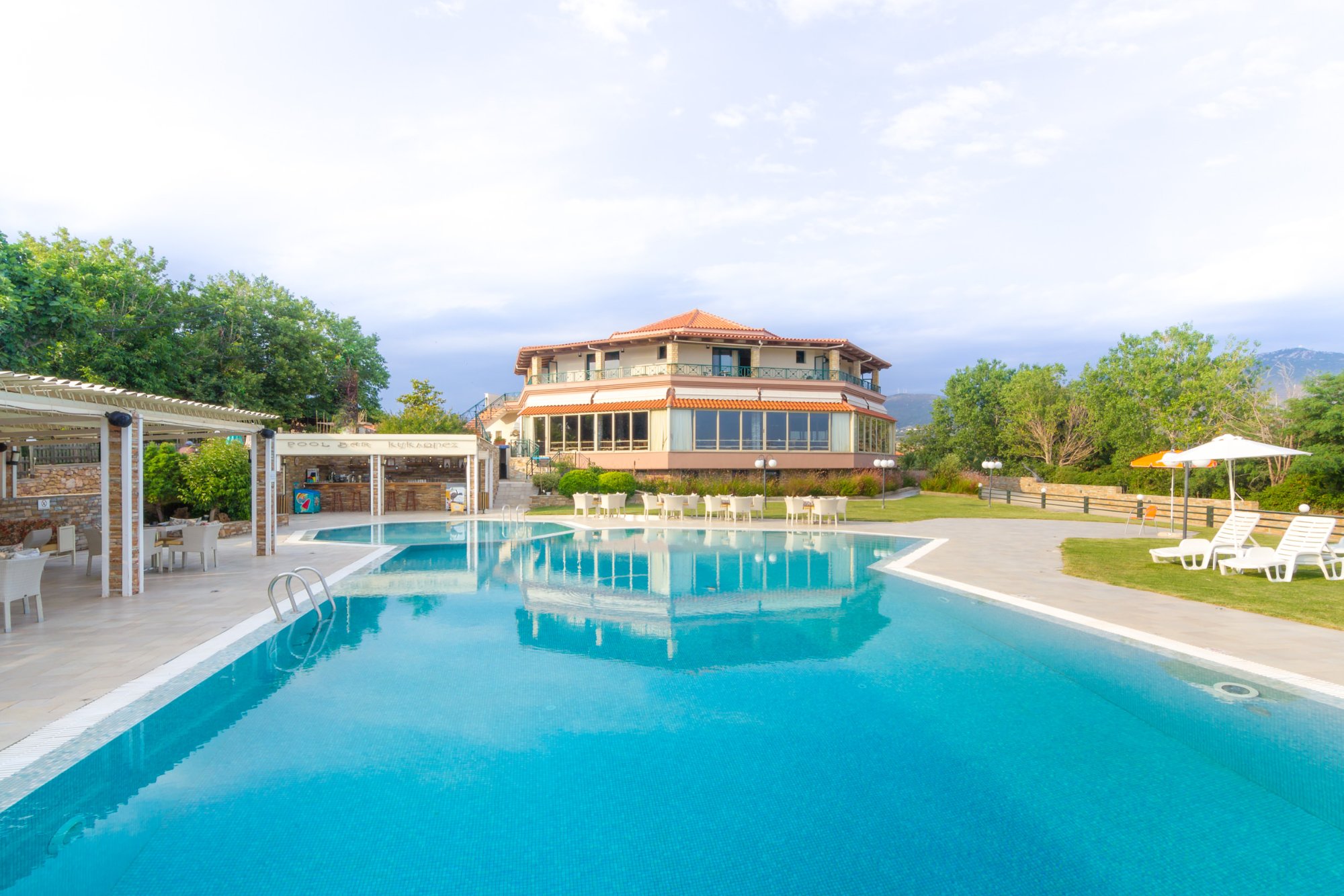 Ismaros Hotel-官方