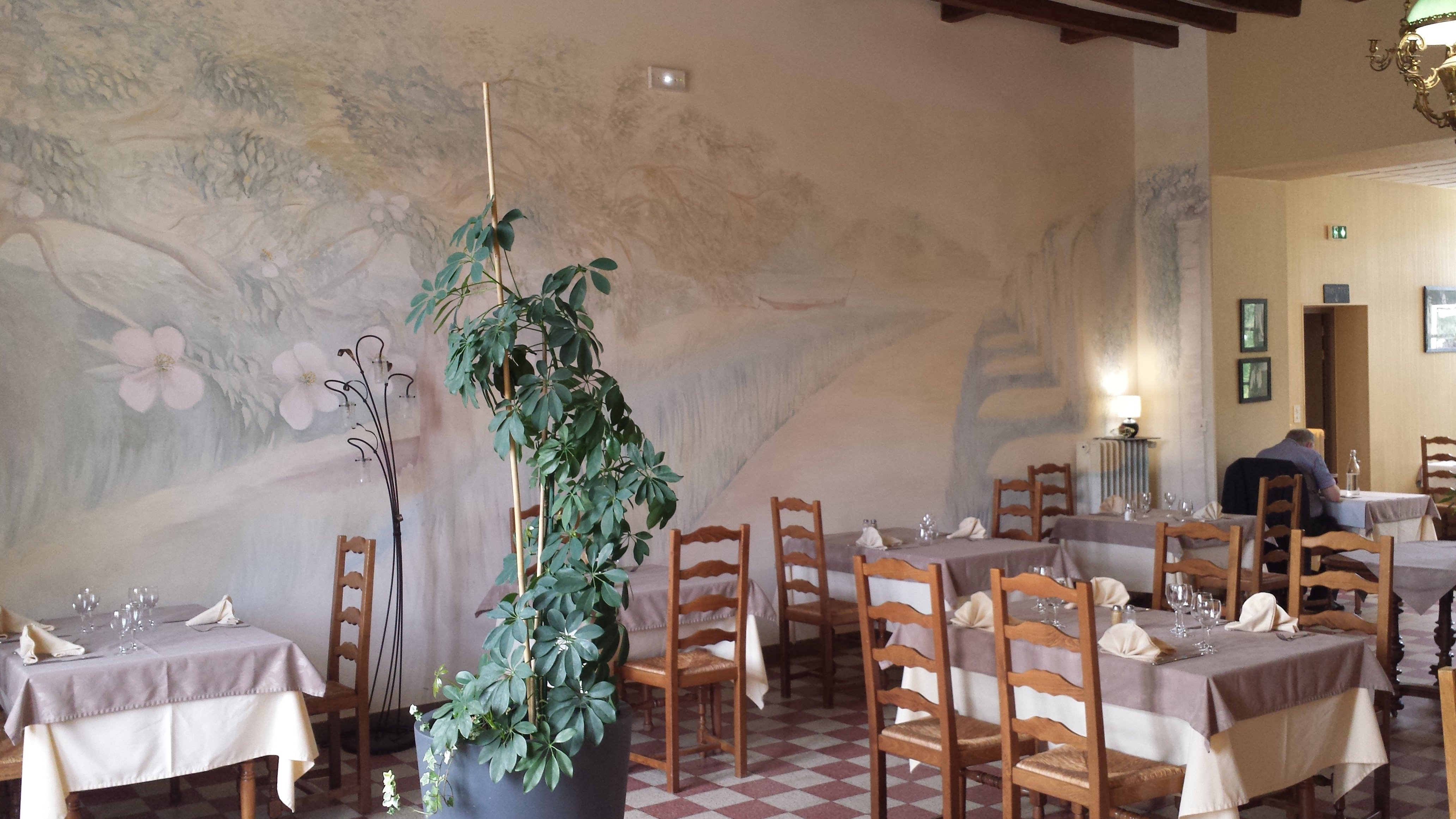 Le Port Saint-Aubin-餐饮
