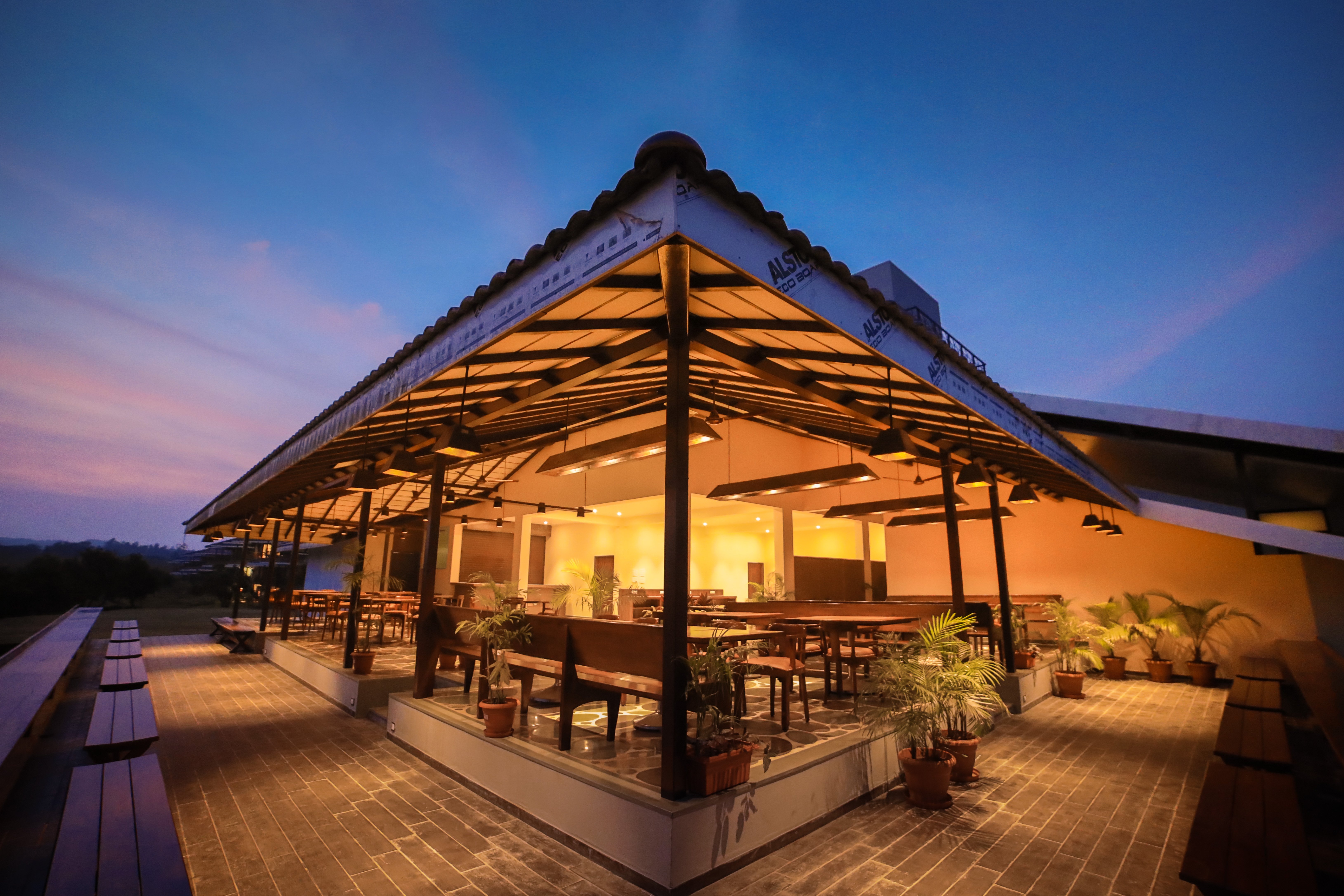 Riverside County Resort-官方