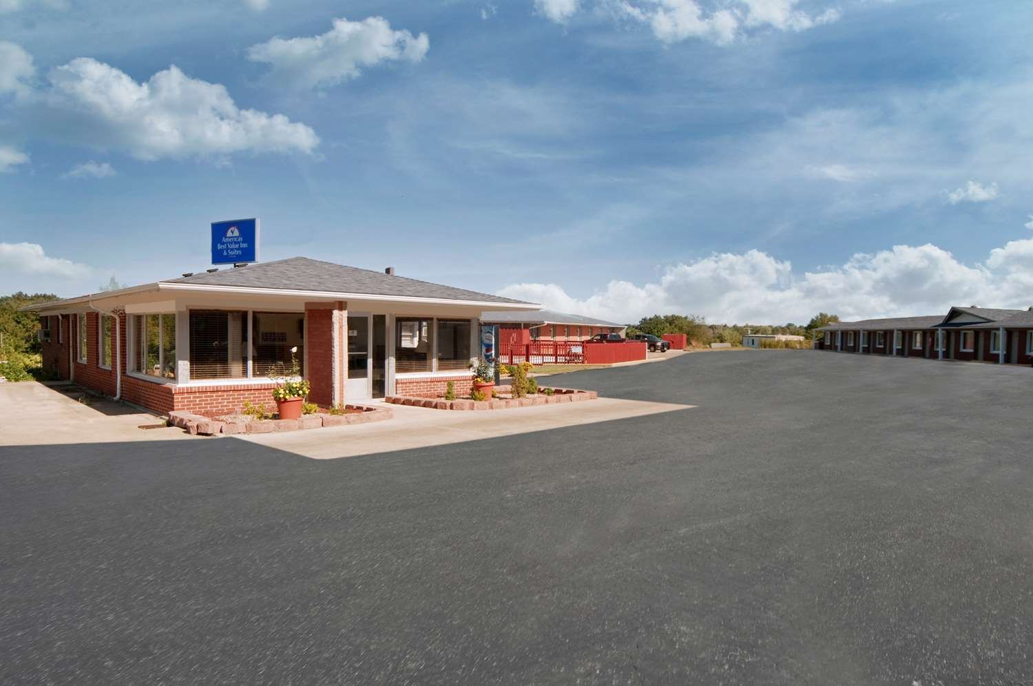Americas Best Value Inn & Suites Macon at Sunset Dr-官方