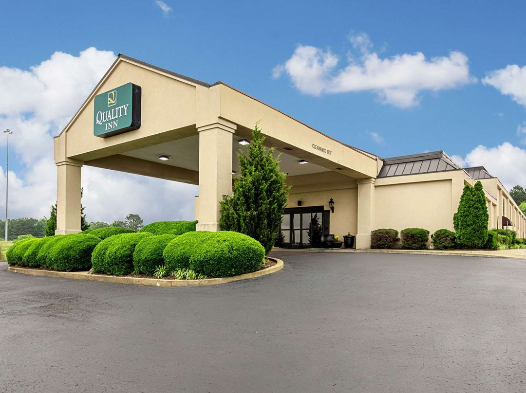 Quality Inn Holly Springs South