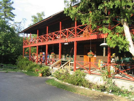Northern Lake George Resort