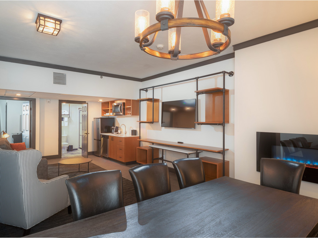 The Craftsman Inn & Suites主图