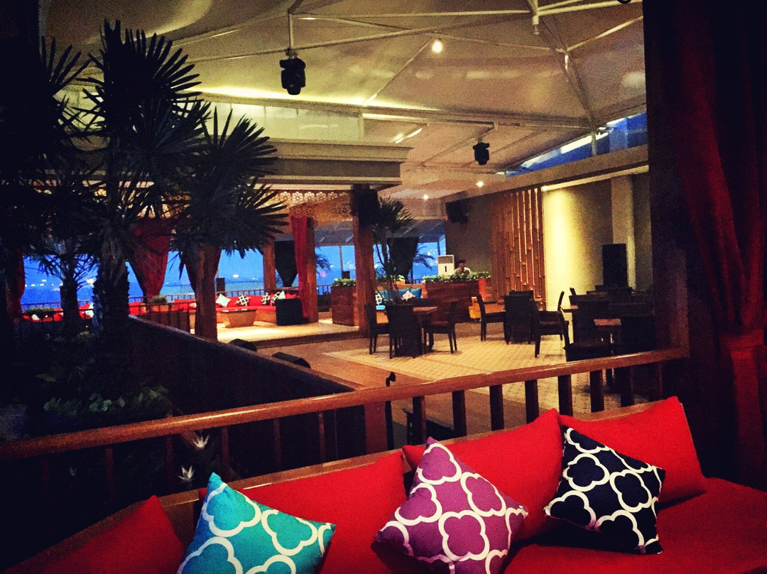 Pondok Jagung酒店住宿-The Grantage Hotel & Sky Lounge