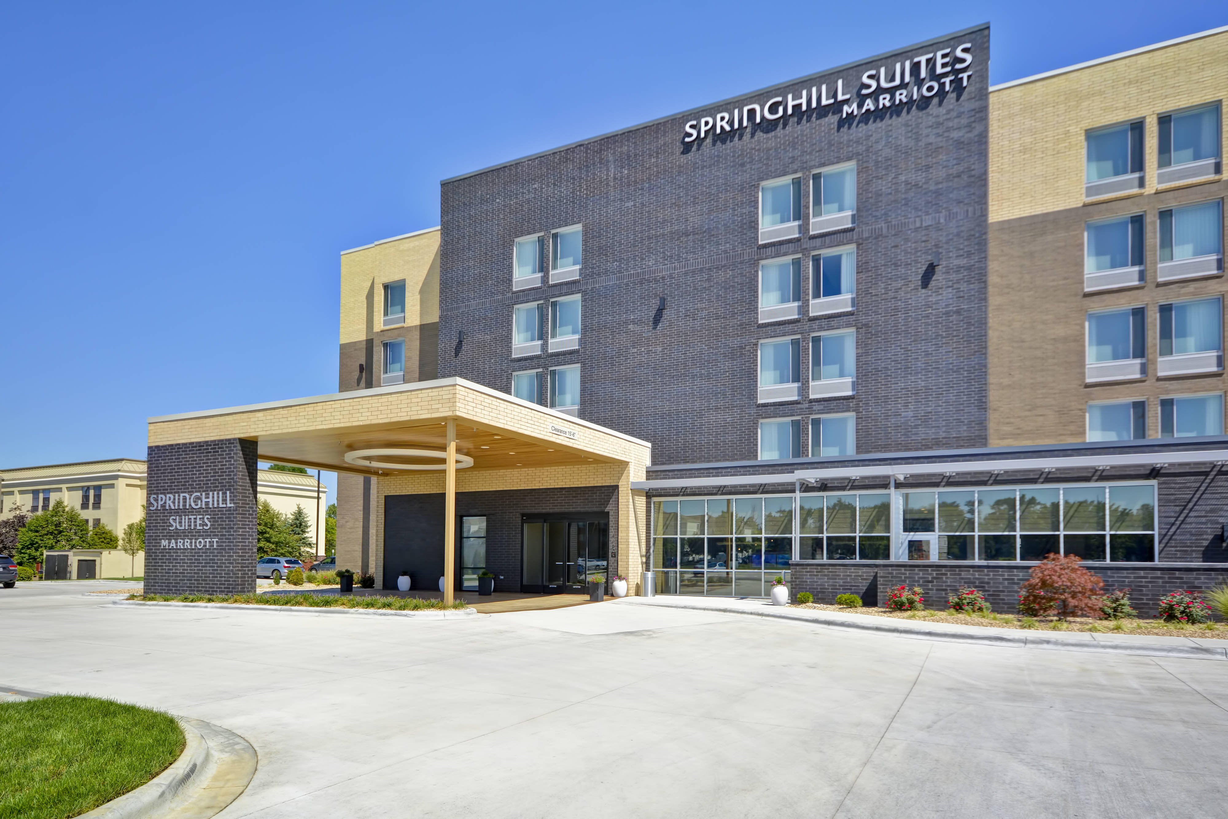 SPRINGHILL SUITES CINCINNATI BLUE ASH-官方