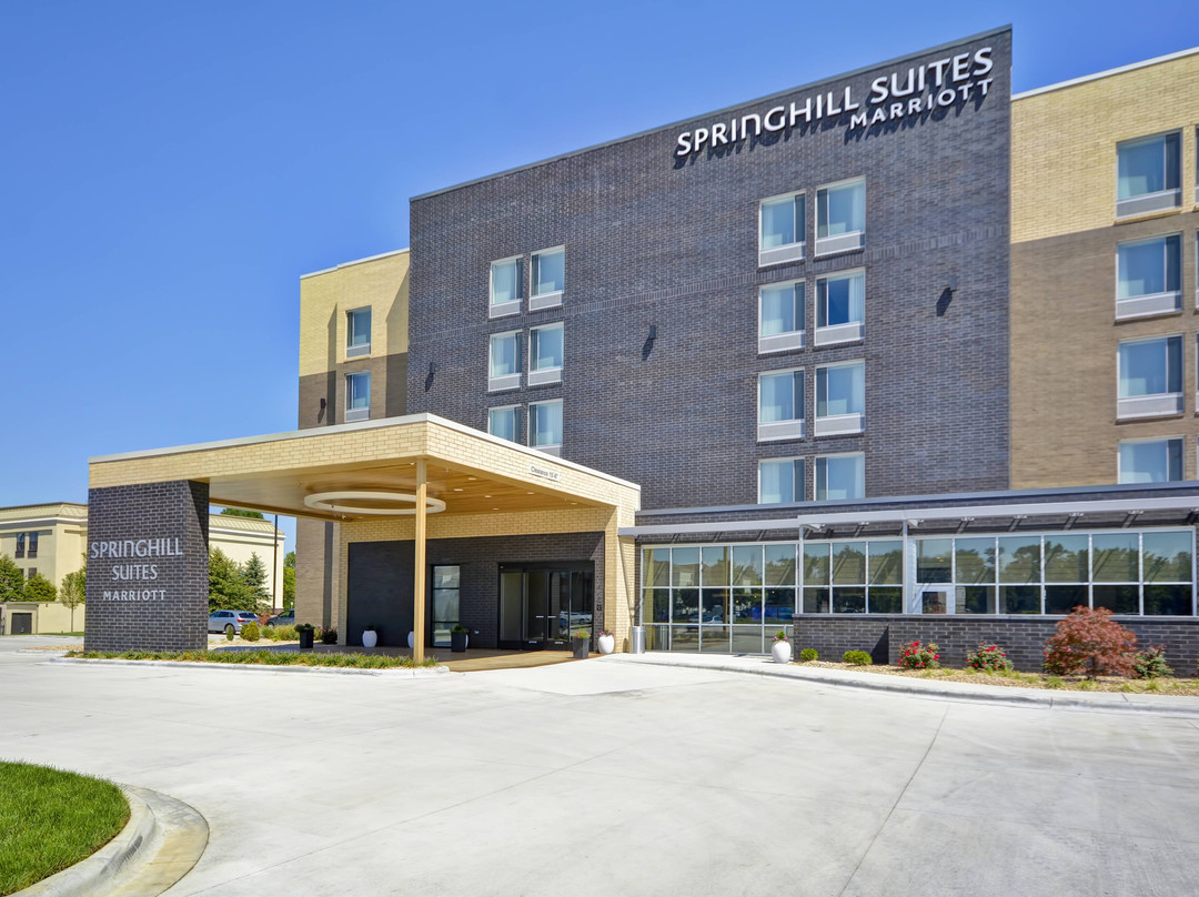 SPRINGHILL SUITES CINCINNATI BLUE ASH主图
