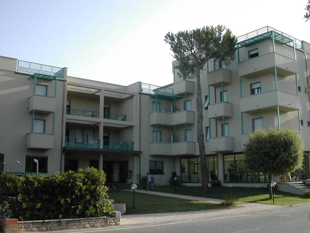 Marina di Bibbona酒店住宿-Hotel Flora