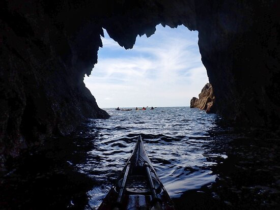 Sea Kayaking Wales景点图片