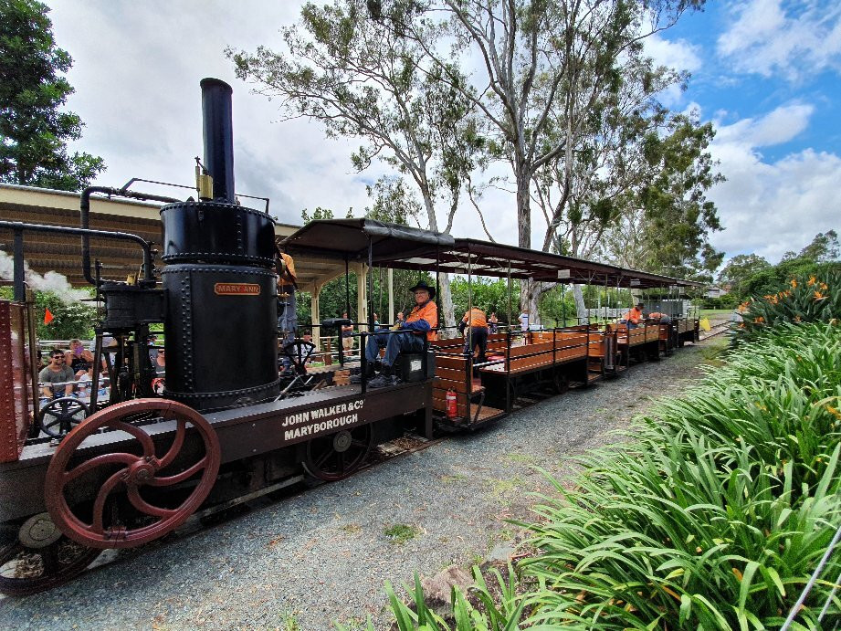 Mary Ann Steam Locomotive景点图片