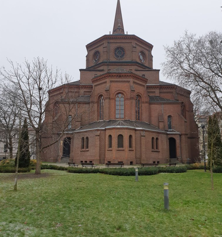 Plac Wolnosci景点图片