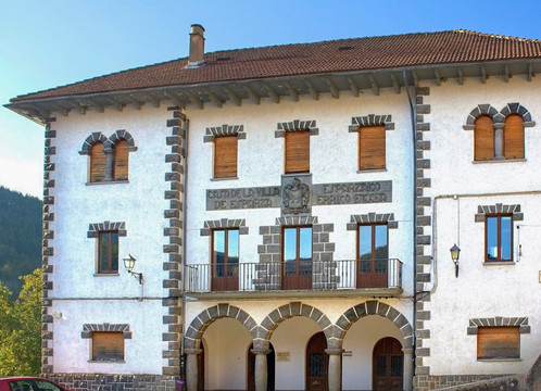 Esparza de Salazar旅游攻略图片