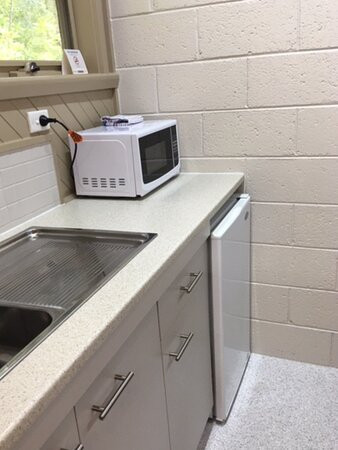 舒适淘金热酒店主图