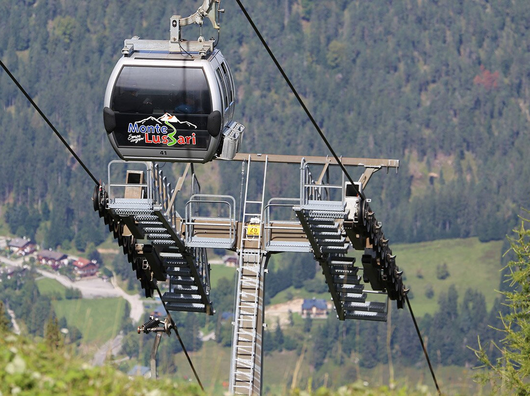 Telecabina Monte Lussari/Italia景点图片