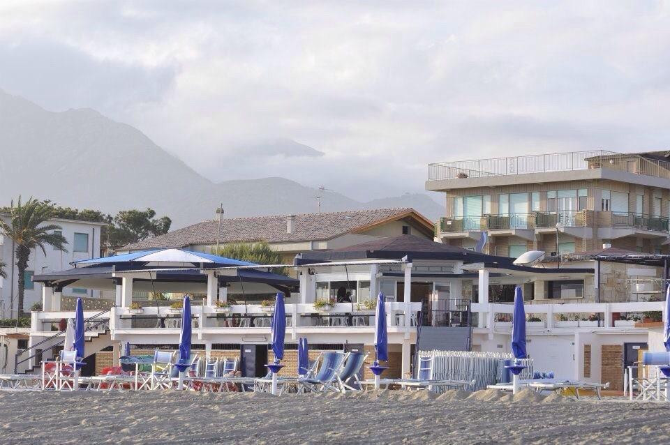 Bar E Ristorante Lido I Delfini
