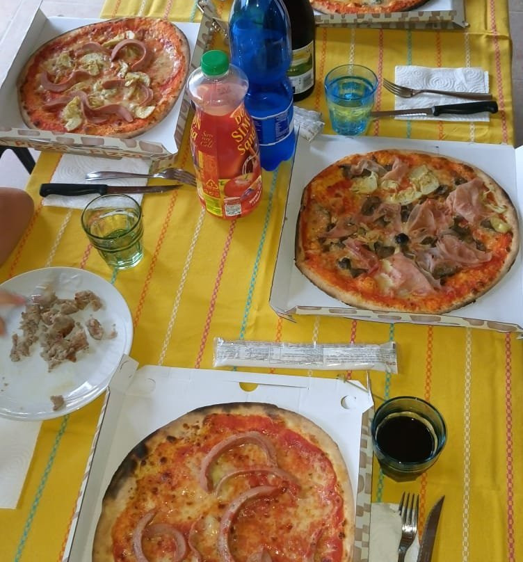 Medole餐馆和美食-Bar Pizzeria Passeggio