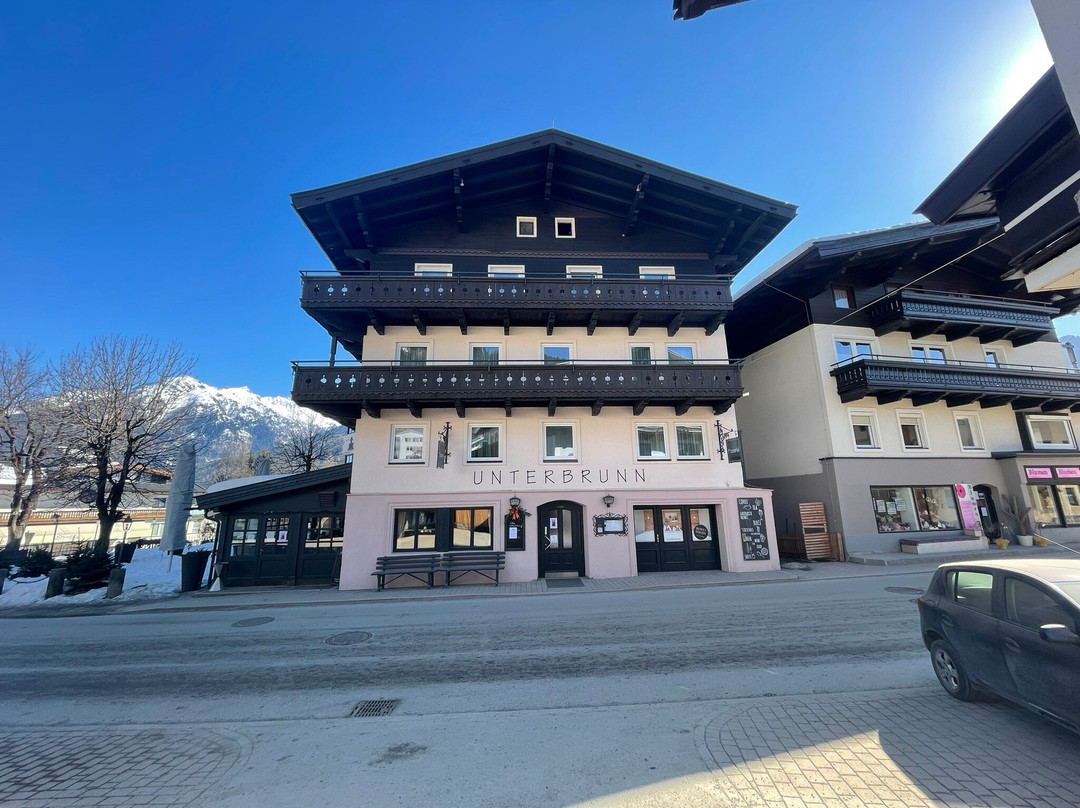 Restaurant & Pizzeria Unterbrunn