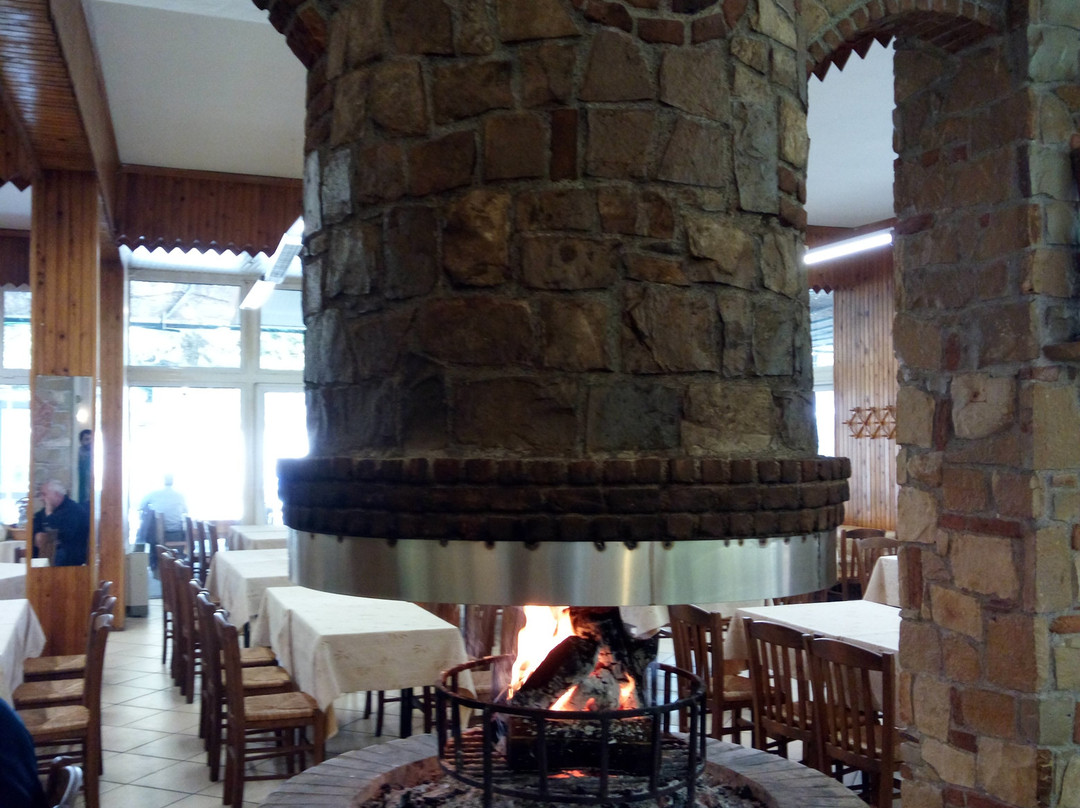 Taverna O Katarraktis