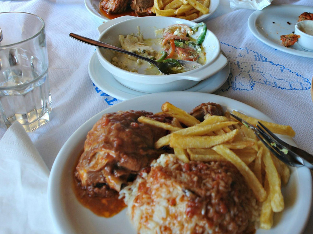 Spathi餐馆和美食-Taverna tis Annas