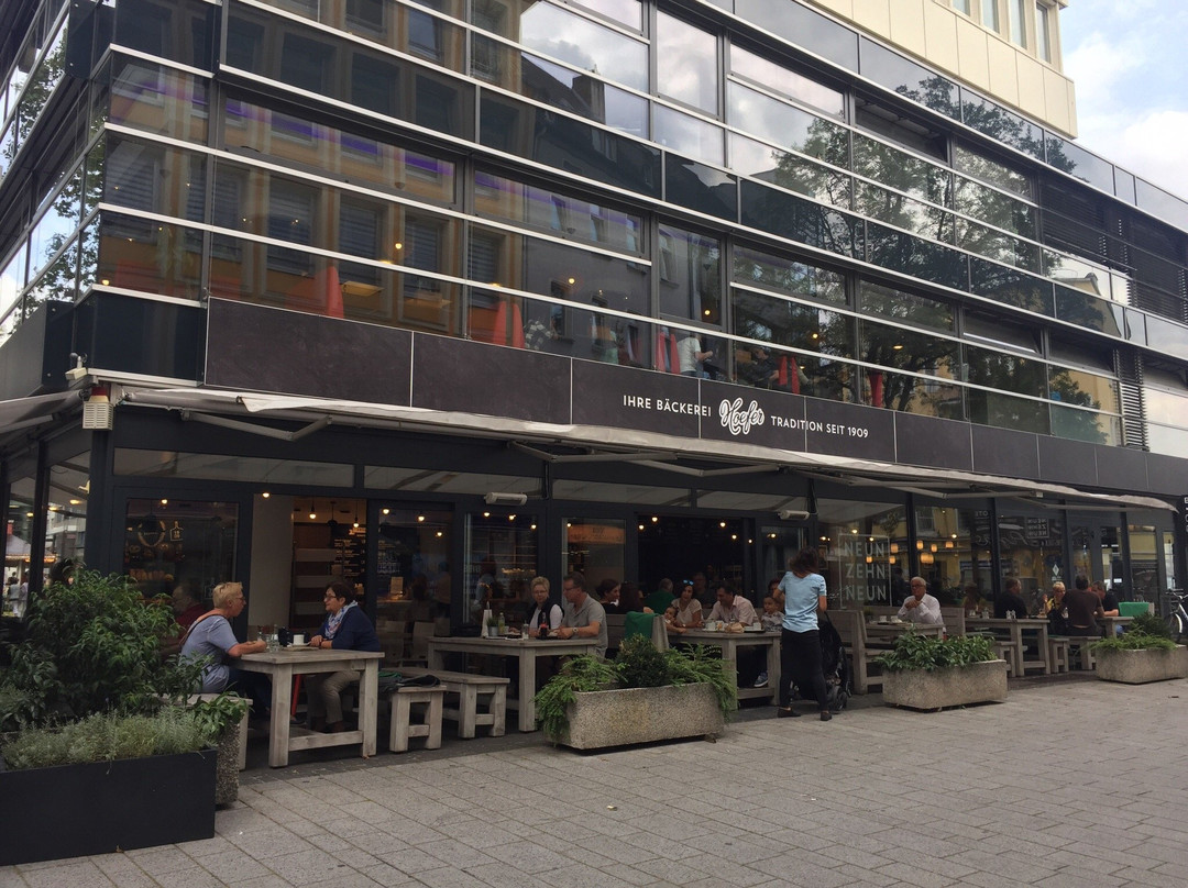 Neun Zehn Neun - Bakery Hoefer