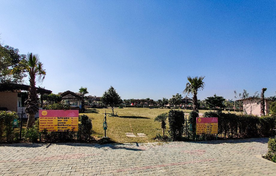 Surajgarh Farms景点图片