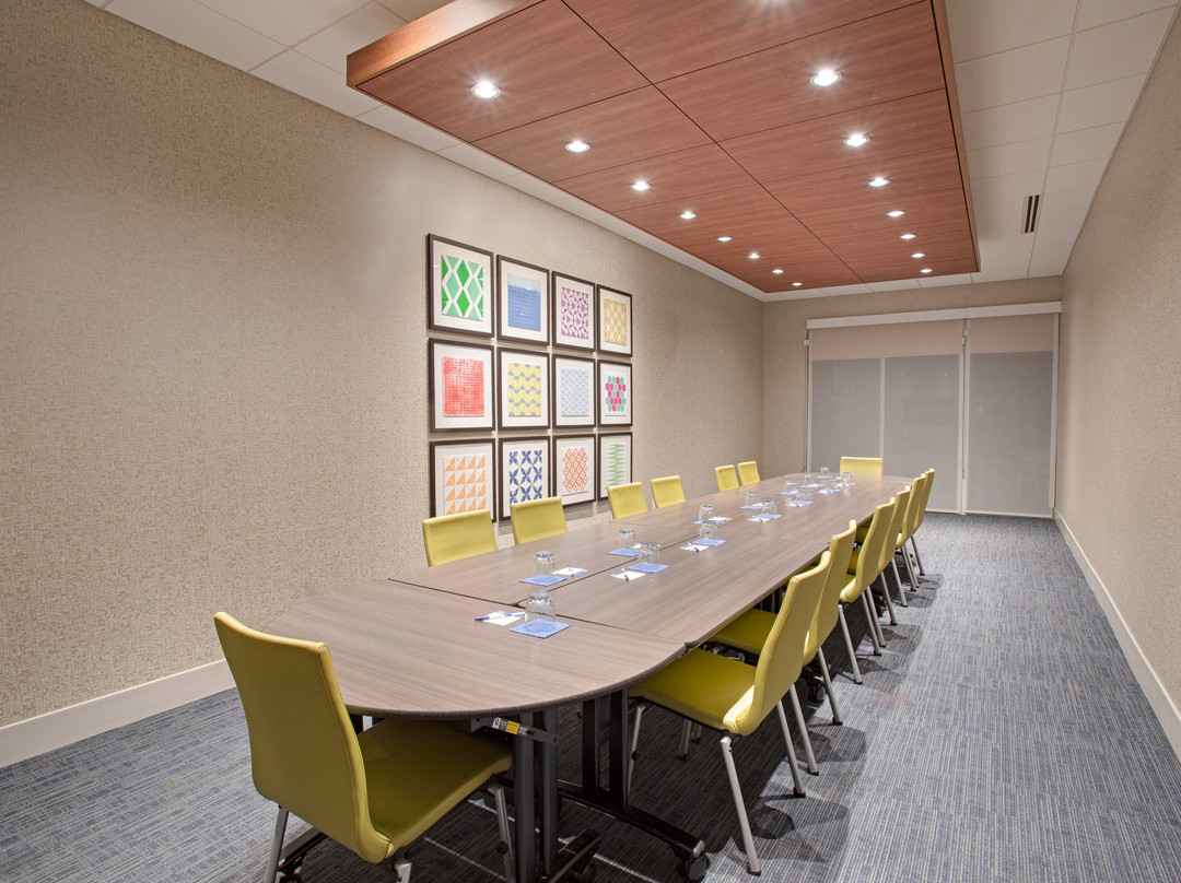 Holiday Inn Express & Suites Sterling by IHG主图