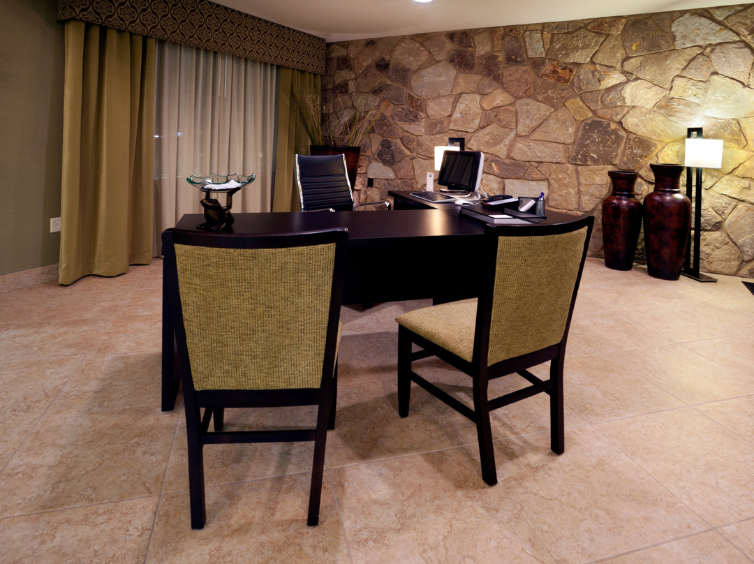 Holiday Inn Express & Suites Marble Falls by IHG主图