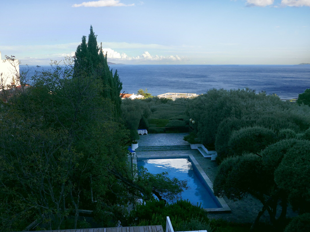 皮特拉卡普酒店主图