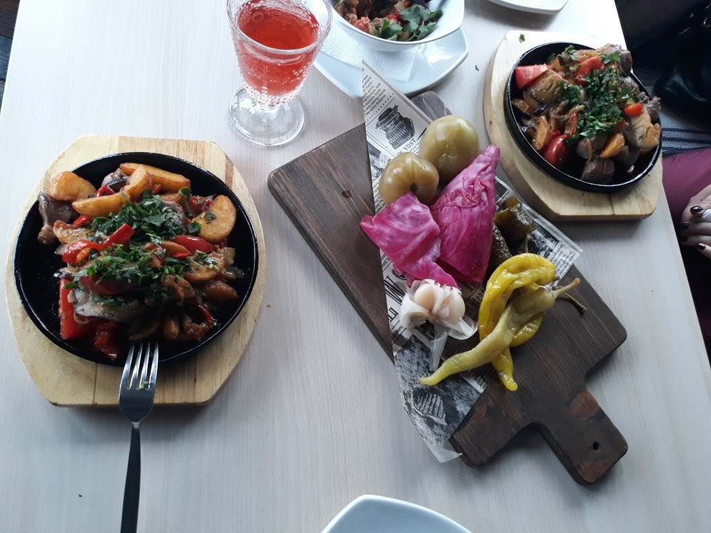 Le Bristol Hotel主图