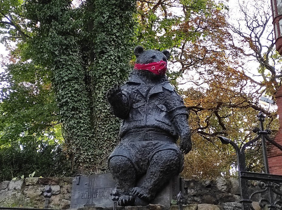 Niedźwiedź Żołnierz景点图片