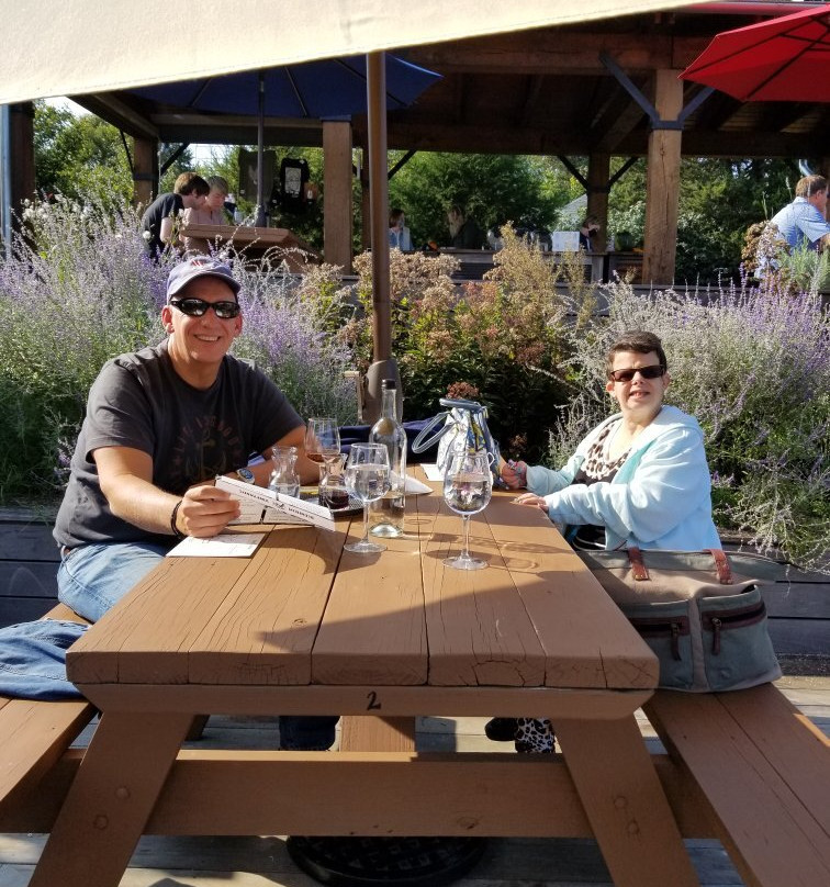 Blenheim Vineyards-夏洛茨维尔必去景点