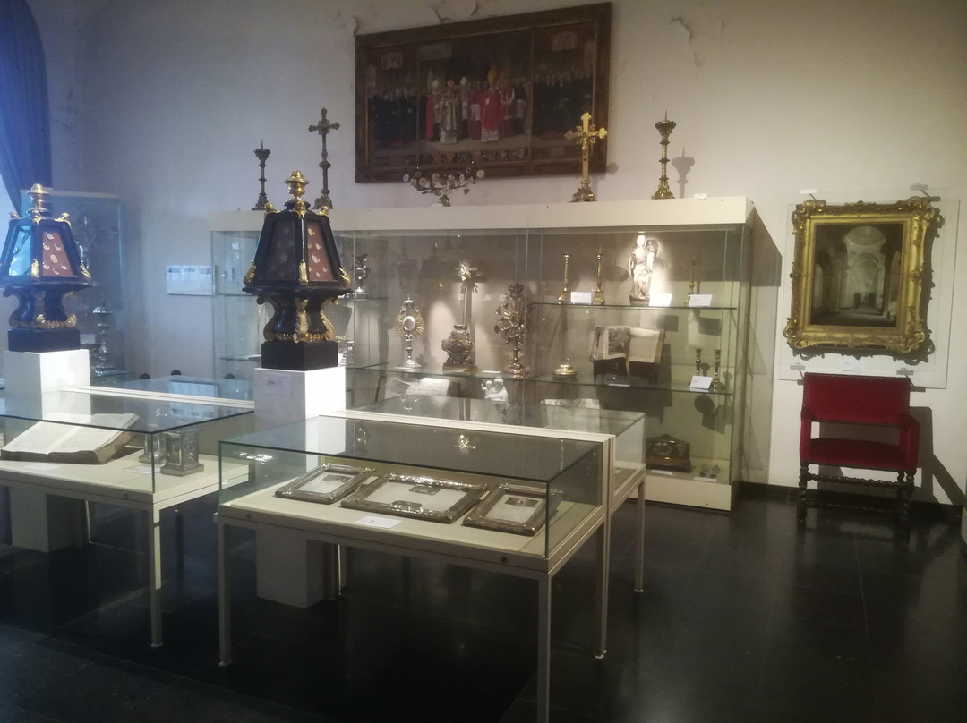 Onze-lieve-vrouw Sint-pieterskerk-根特必去景点