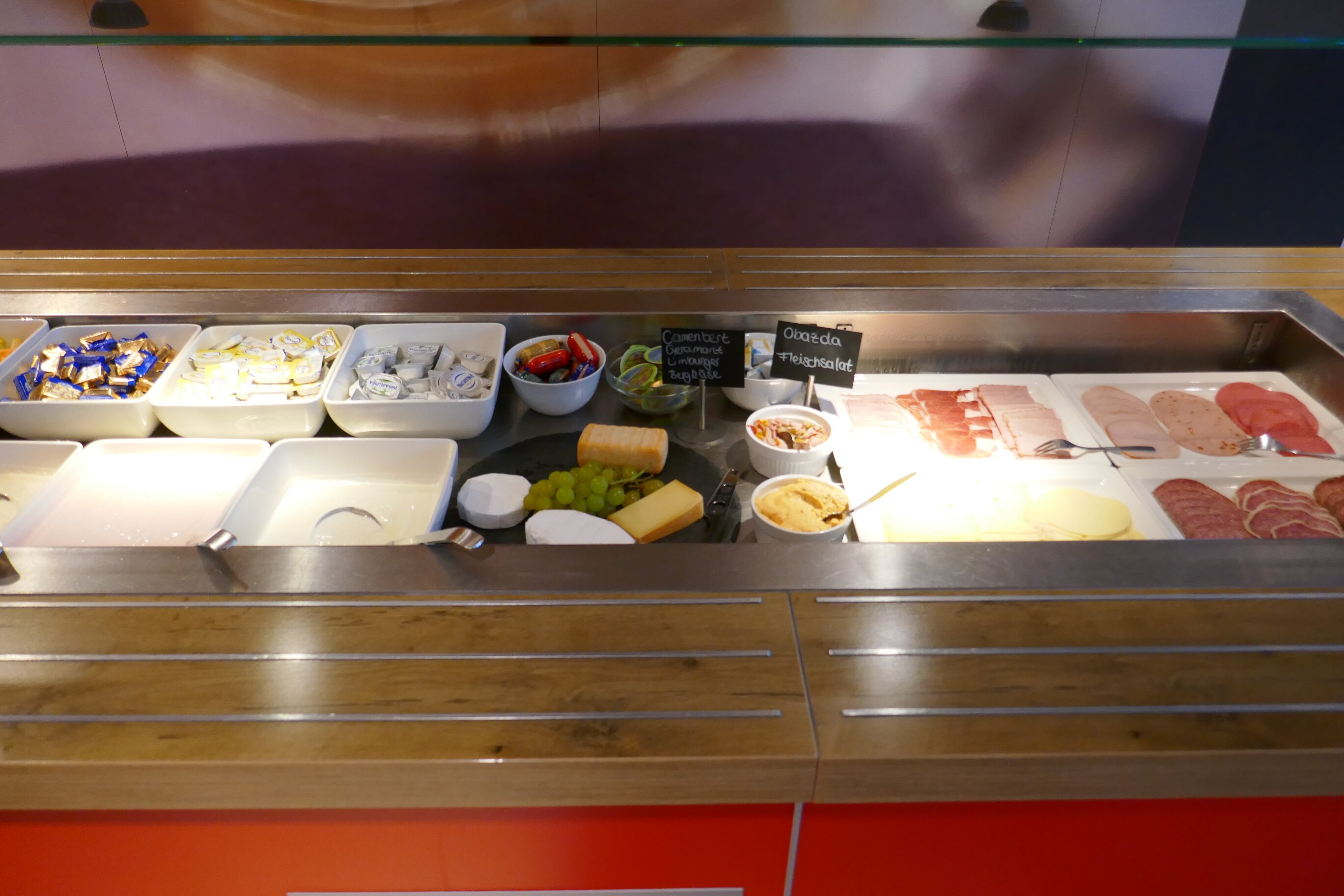 宜必思维尔茨堡酒店-餐饮