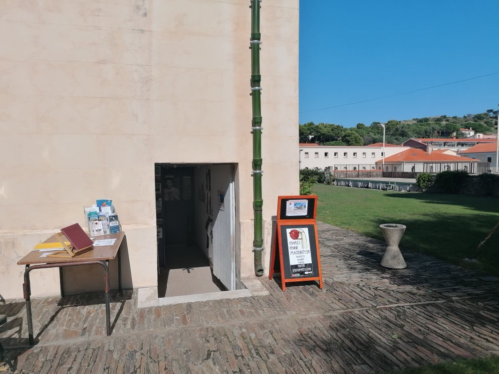 Charles Rennie Mackintosh Museum-Port-Vendres必去景点