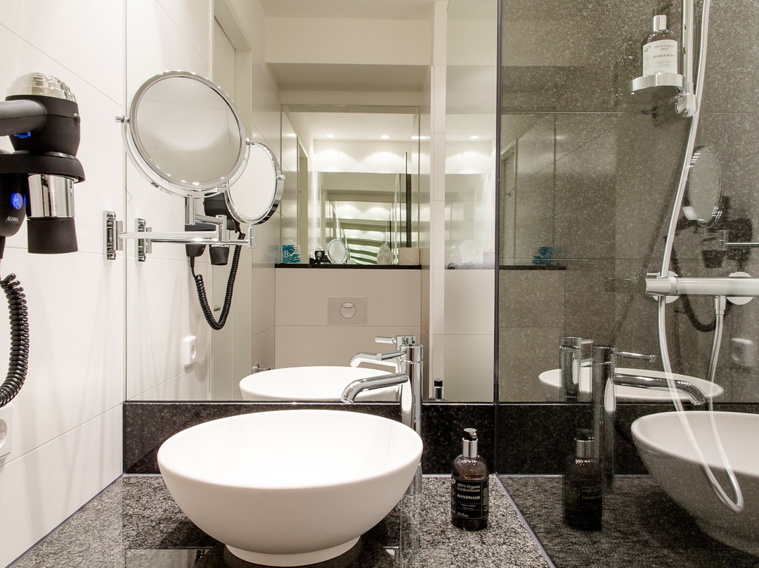 Motel One Saarbrucken主图