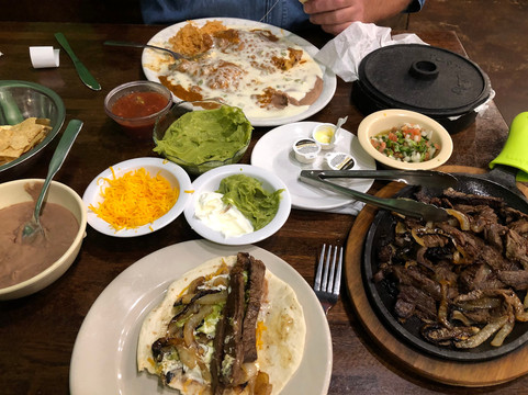 Cleburne餐馆和美食-Barrera's