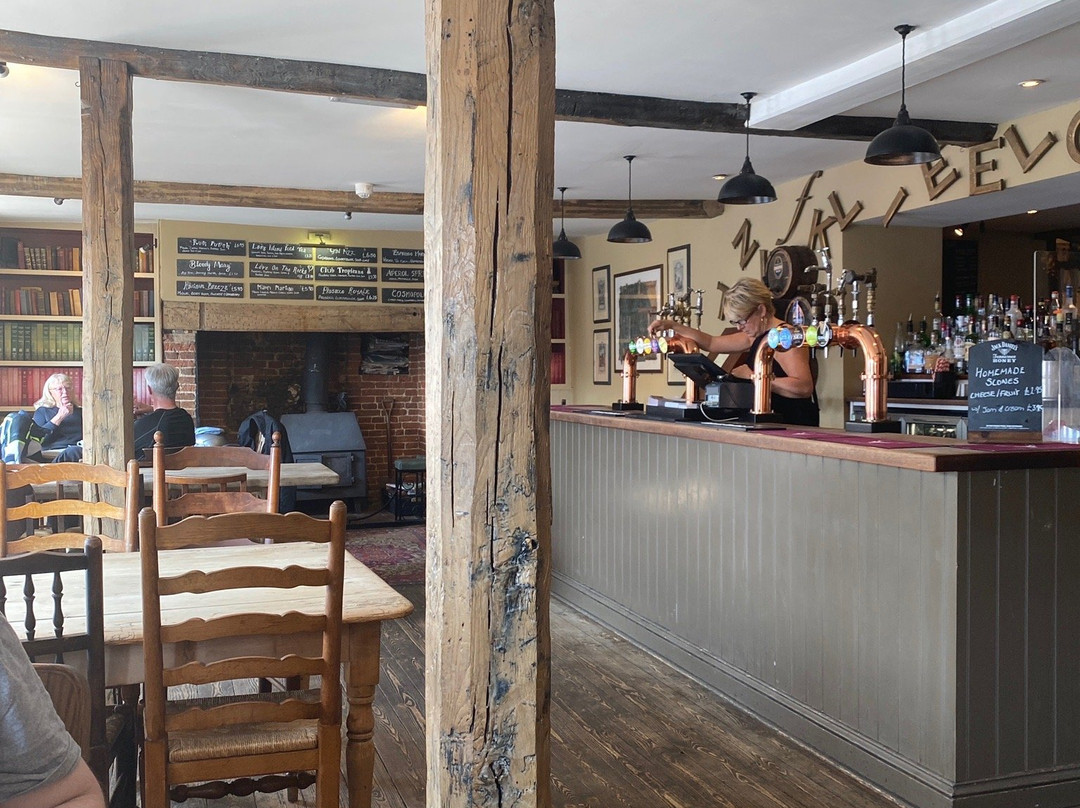 The White Hart Hotel主图