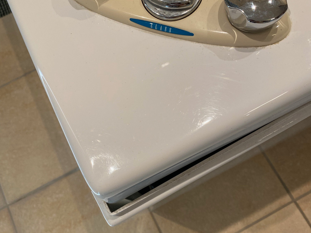 玛瑞纳酒店主图