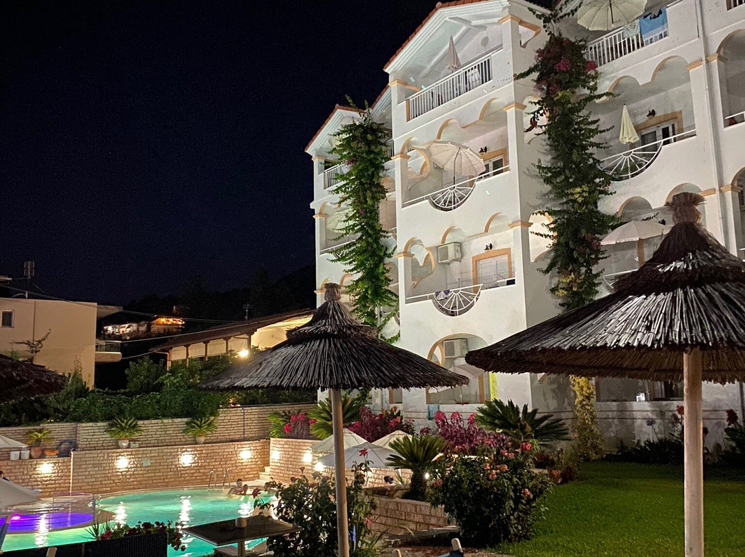 Haris Apartments主图