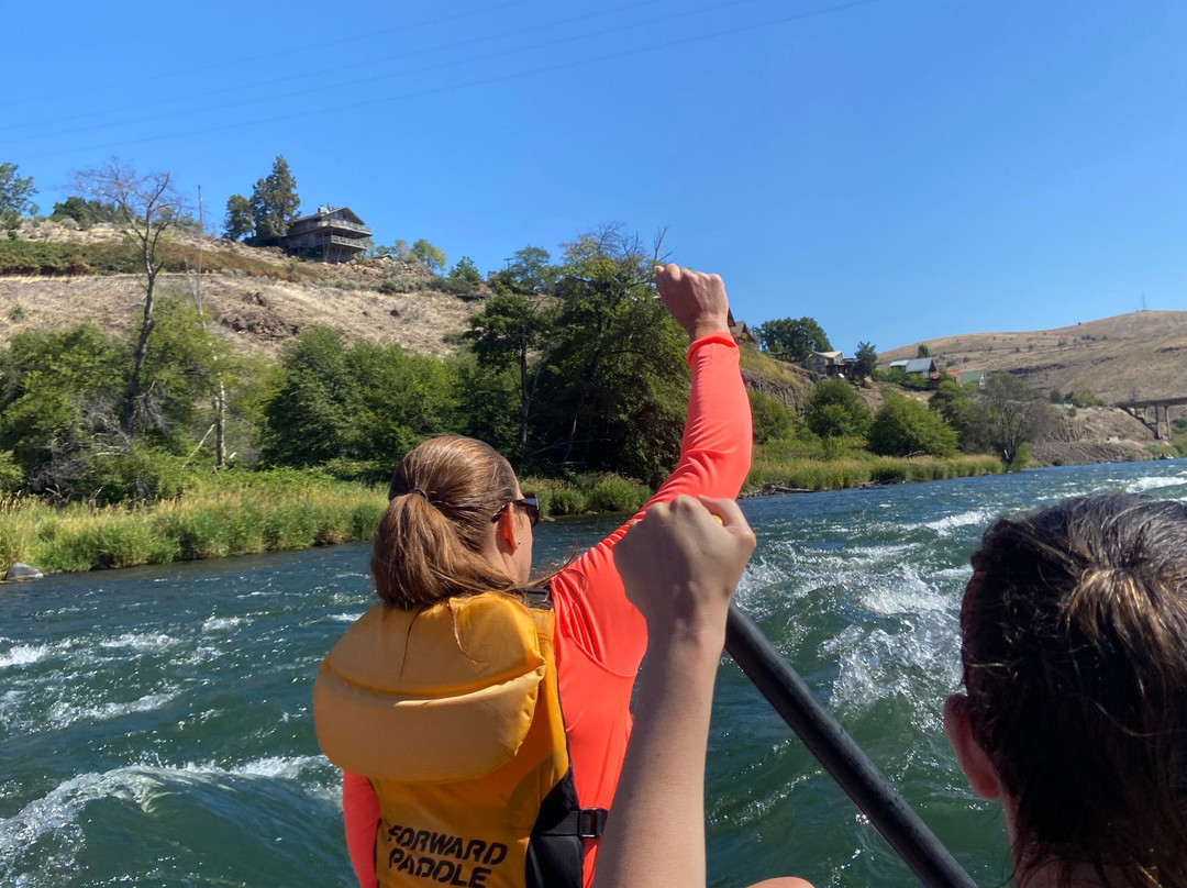 Forward Paddle Rafting Company-Maupin必去景点