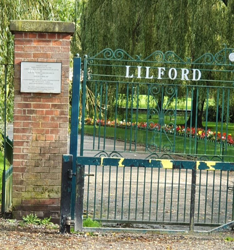 Lilford Park景点图片