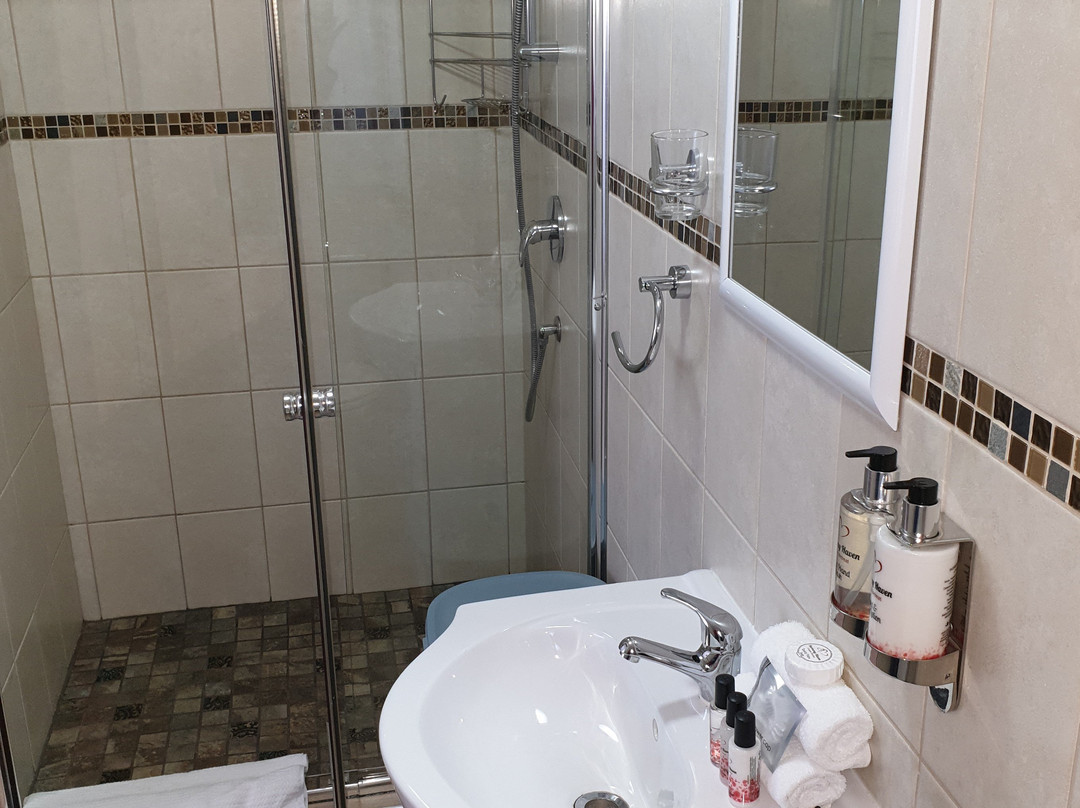 Harmony Haven Couples Retreat主图