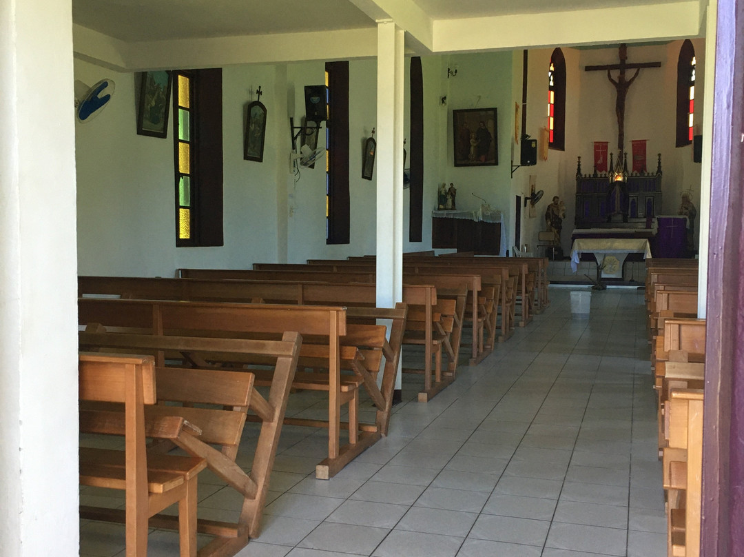 Church of the Holy Family-哈皮迪必去景点