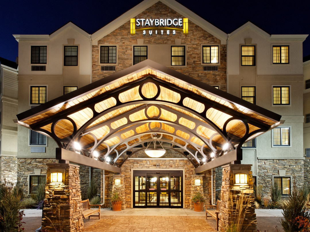 Staybridge Suites Pittsburgh-Cranberry Township by IHG主图