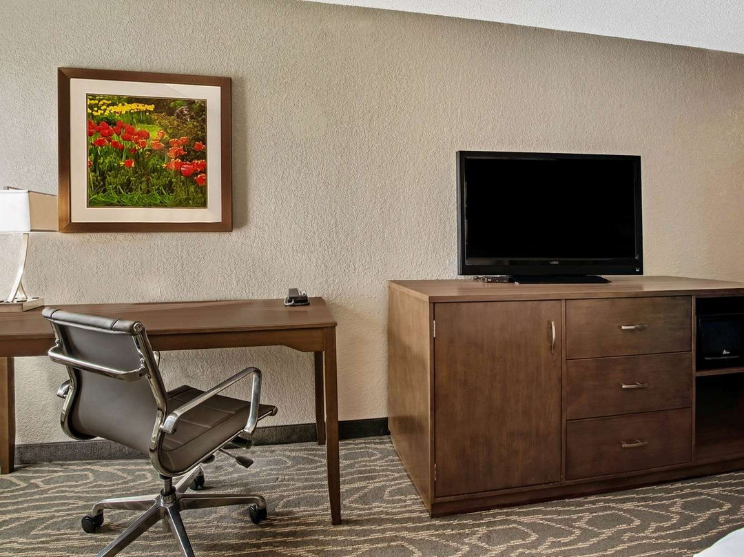 La Quinta Inn & Suites by Wyndham Dayton North - Tipp City主图