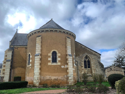 Eglise Saint-Clair-Loudun必去景点