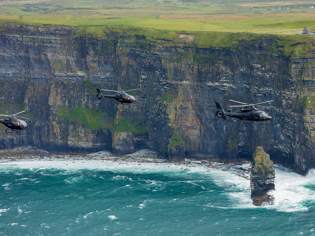 Cliffs of Moher Helitours景点图片