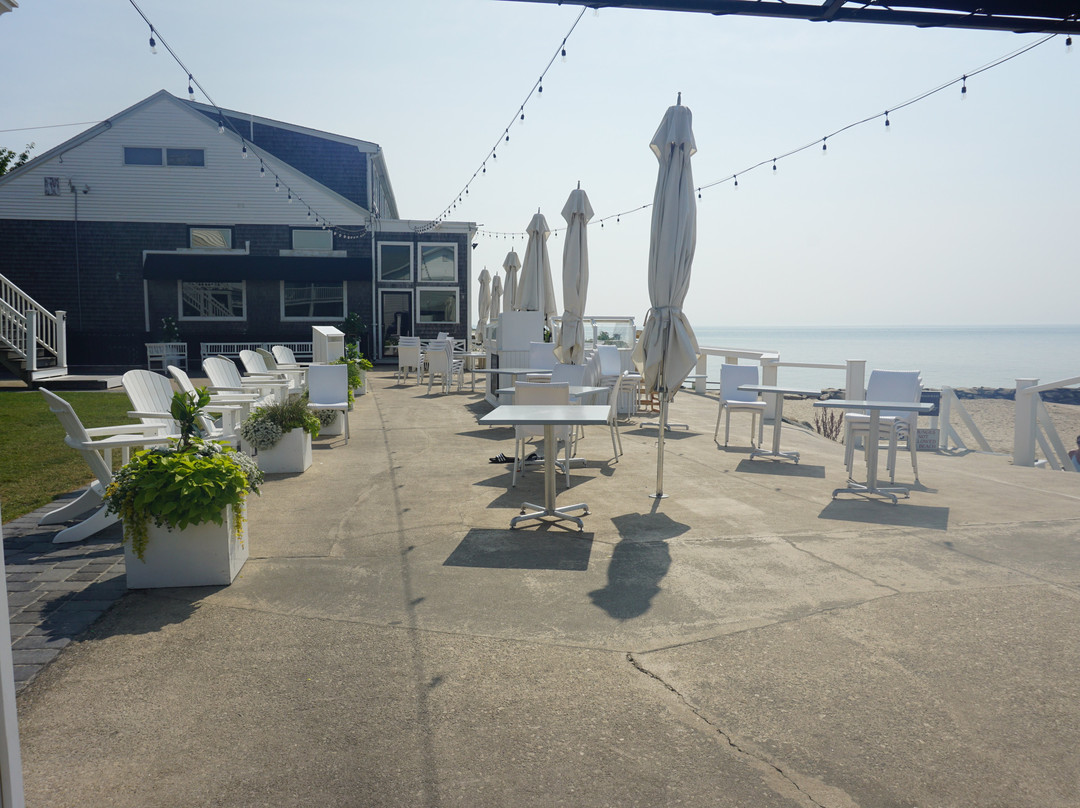 Three Seasons Resort主图